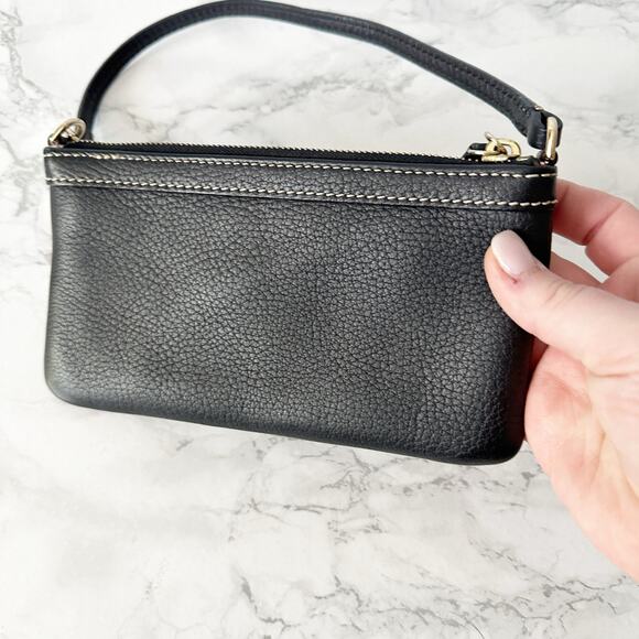 65. Dooney & Bourke Large Pebbled Black Leather Zip Top Wristlet - Picture 3 of 11